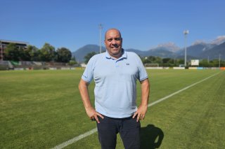 Nouveau président du FC Monthey, Julio Tejeda pose "chez lui" au Stade Philippe-Pottier.
